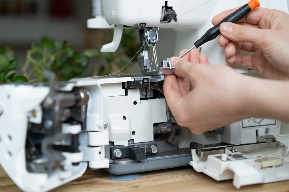Naaimachinereparatie en -verkoop